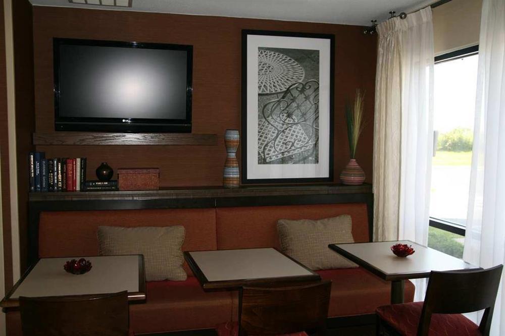 Hampton Inn Minneapolis-Burnsville Restaurant photo